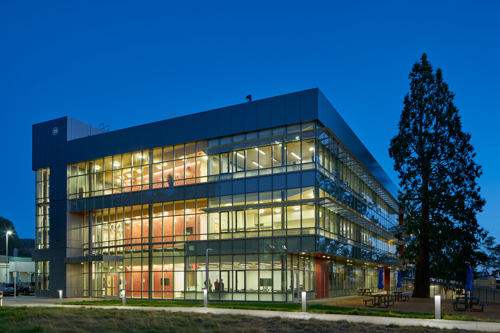 Lawrence Berkeley National Laboratory Building 33, General Purpose Lab